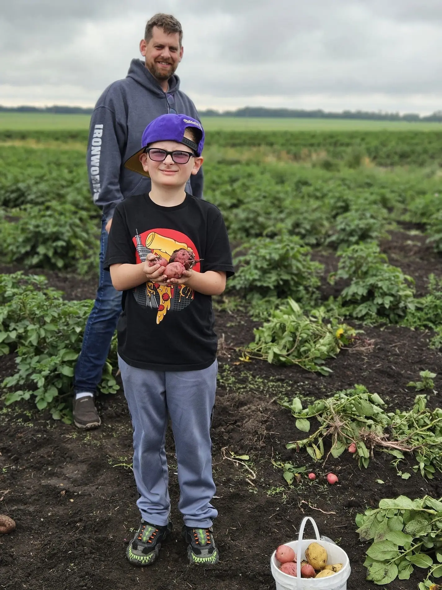 Featured image for “Volunteer at Prairie Gardens”